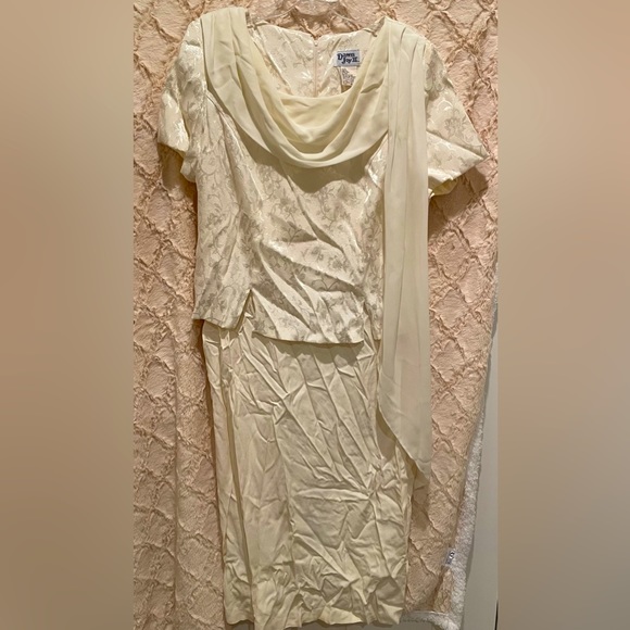 Vintage tapestry dress - Picture 3 of 5